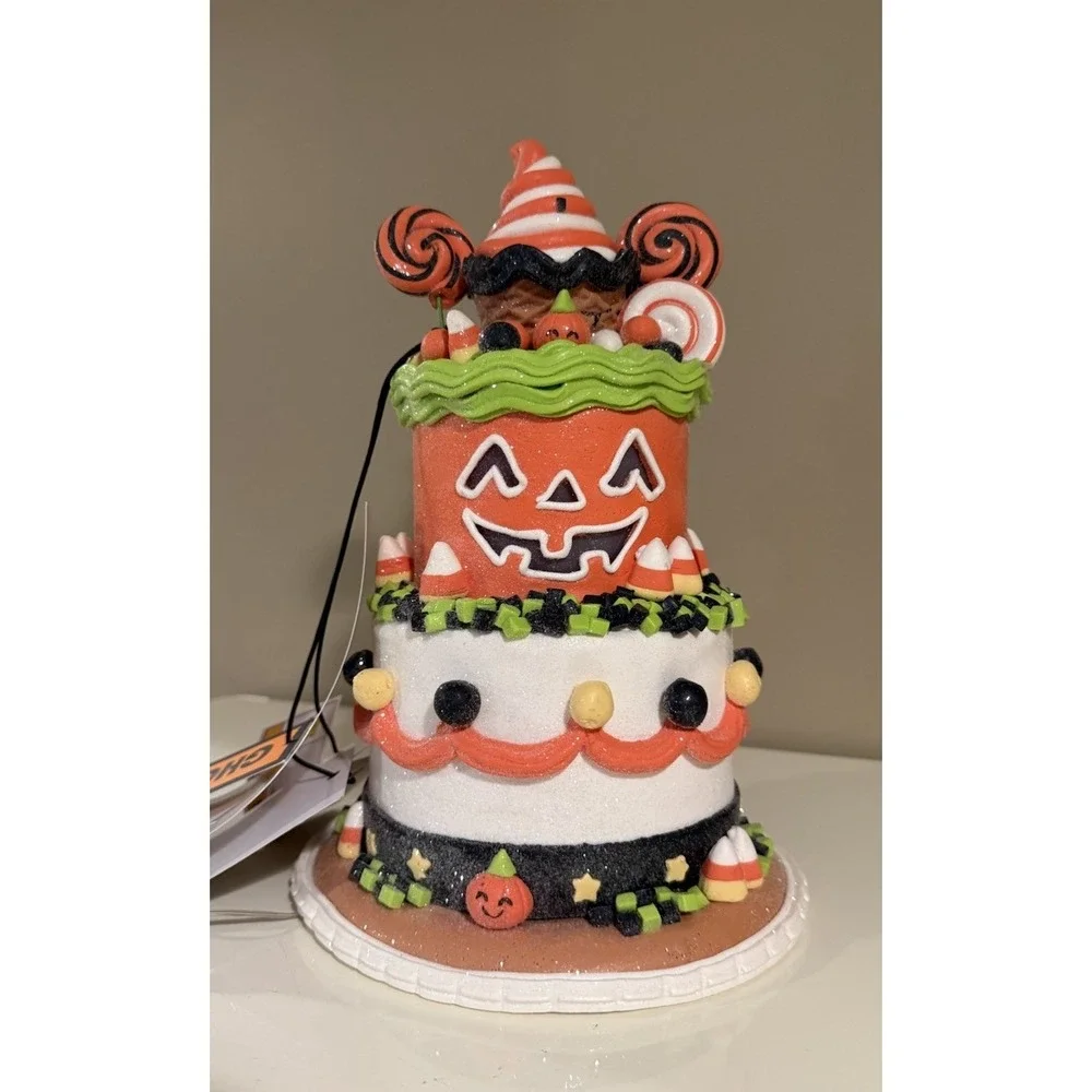 New Goulish Light Up‎ Halloween Themed Gingerbread Tiered Cake